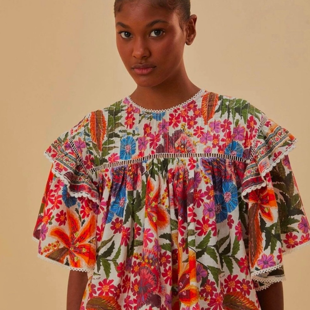 Farm Rio Blouse, size Medium